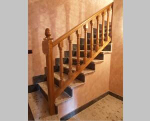 Barandilla madera palos torneados 