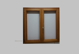 Ventana de madera de dos hojas color teka