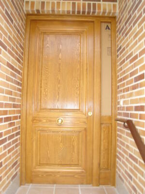 Puerta entrada exterior madera