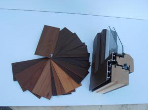 Muestras de colores de aluminio